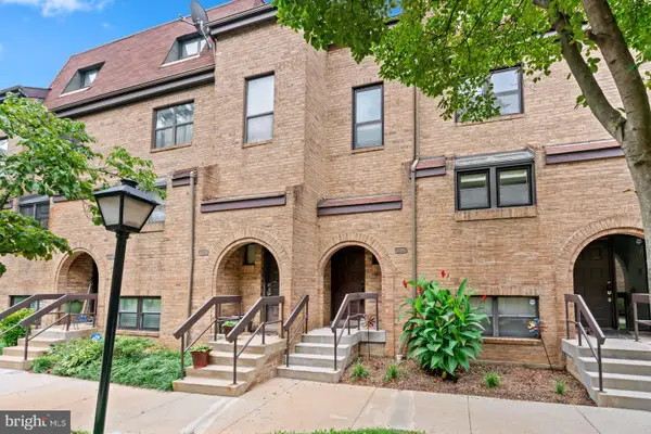 3324 Banneker Dr Ne #3324, WASHINGTON, DC 20018