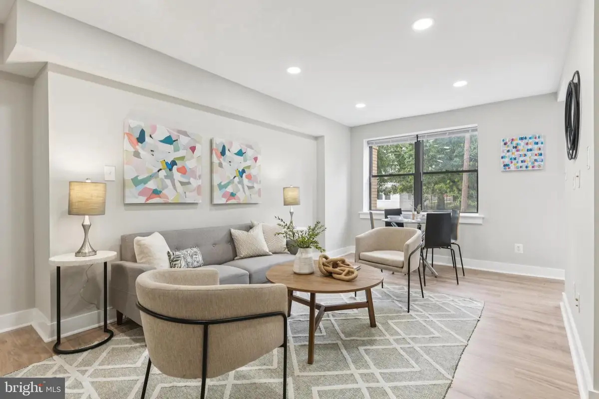 212 Oakwood St Se #115, Washington, DC 20032 - Image #1