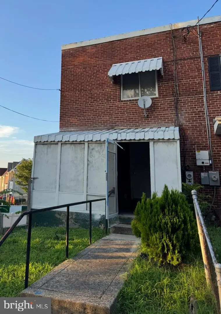 80 57th Pl Se, Washington, DC 20019 - Image #1