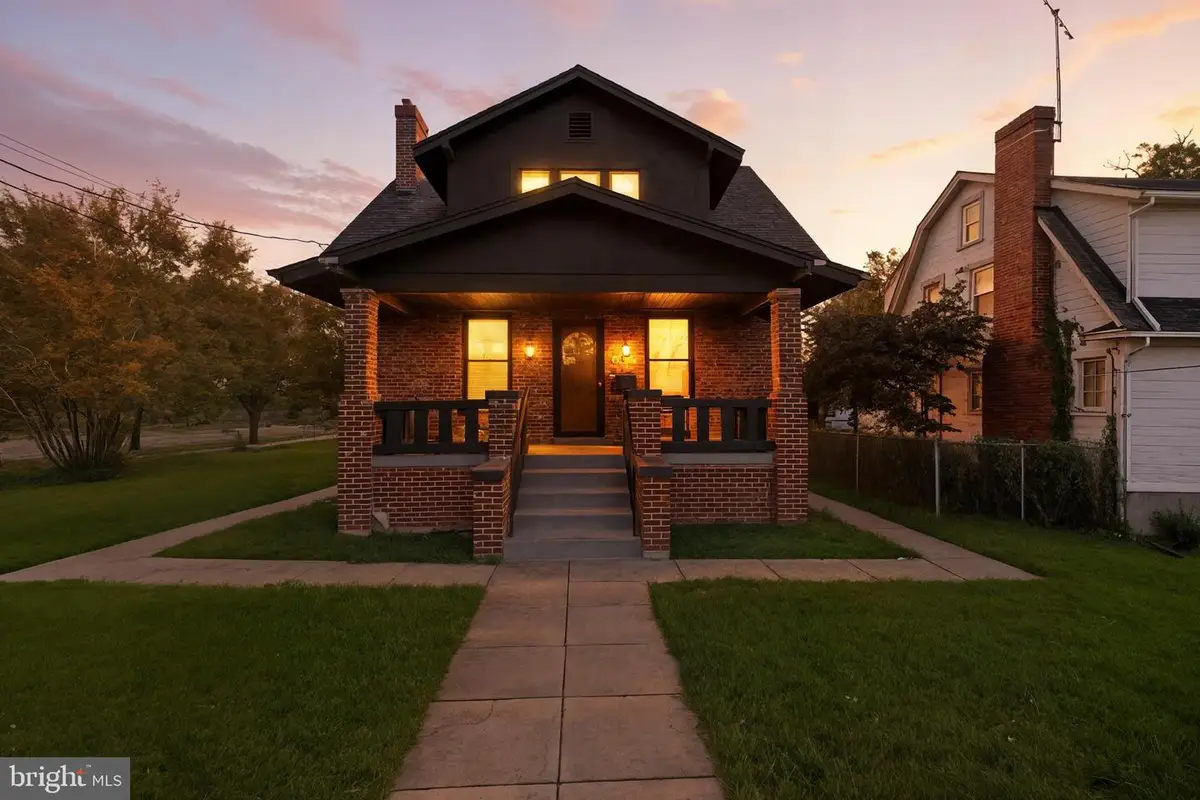 2604 32nd St Se, Washington, DC 20020 - Image #1