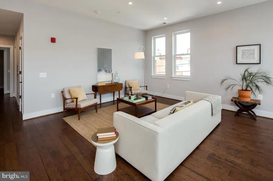3542 Warder St Nw #204, Washington, DC 20010 - Image #2