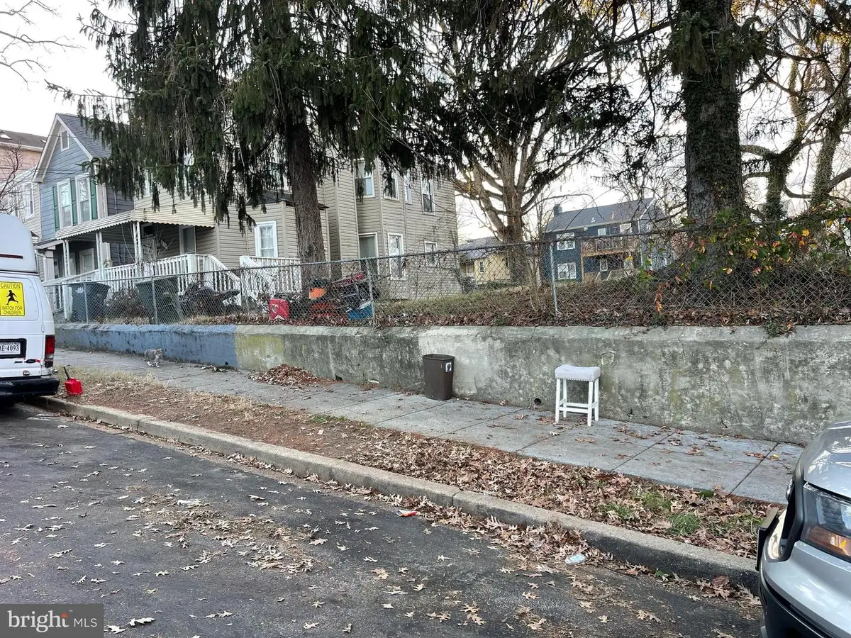 318 57th St Ne, Washington, DC 20019 - Image #1