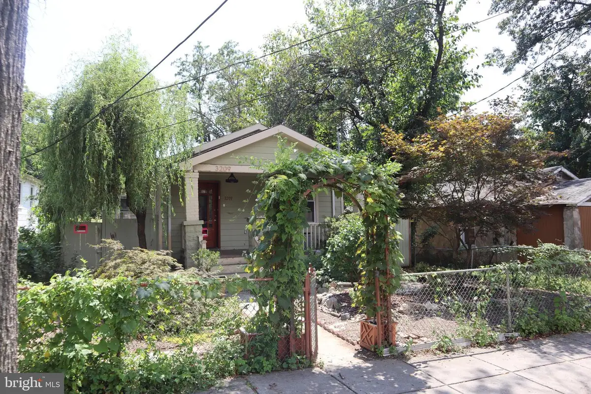 3209 E St Se, Washington, DC 20019 - Image #1