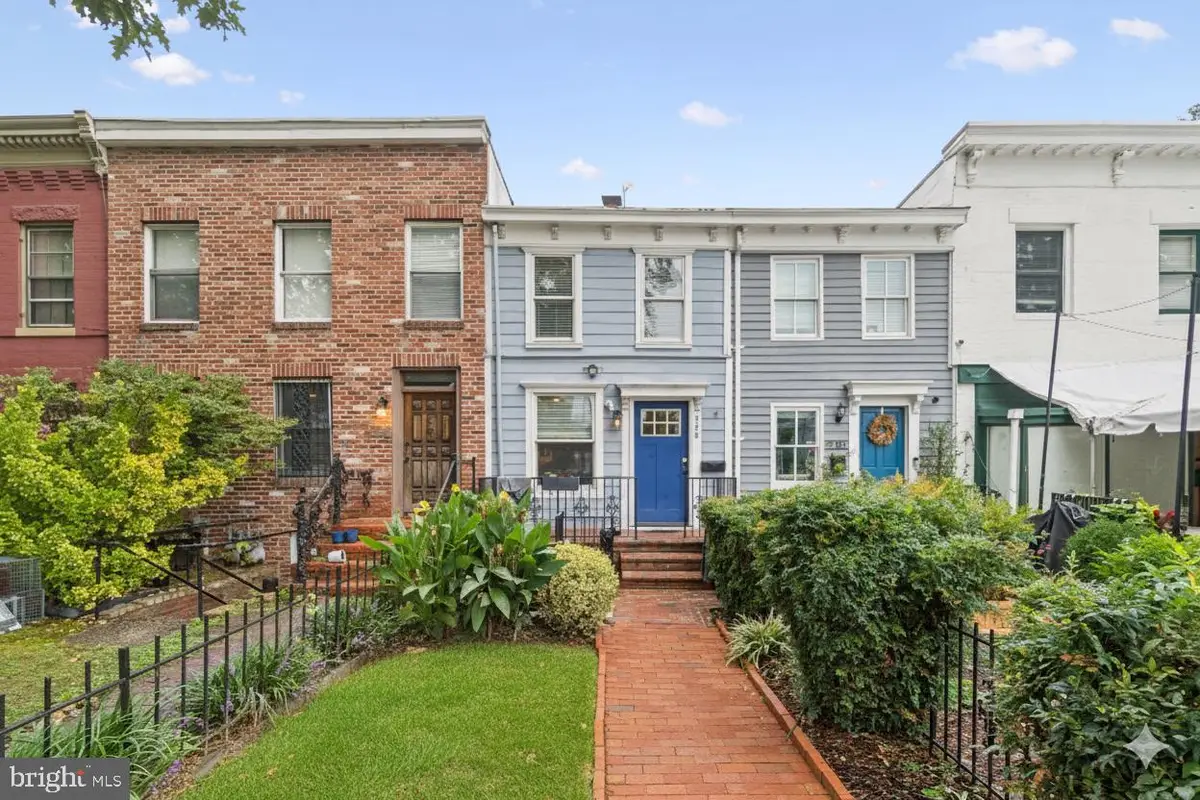 728 Maryland Ave Ne, Washington, DC 20002 - #1