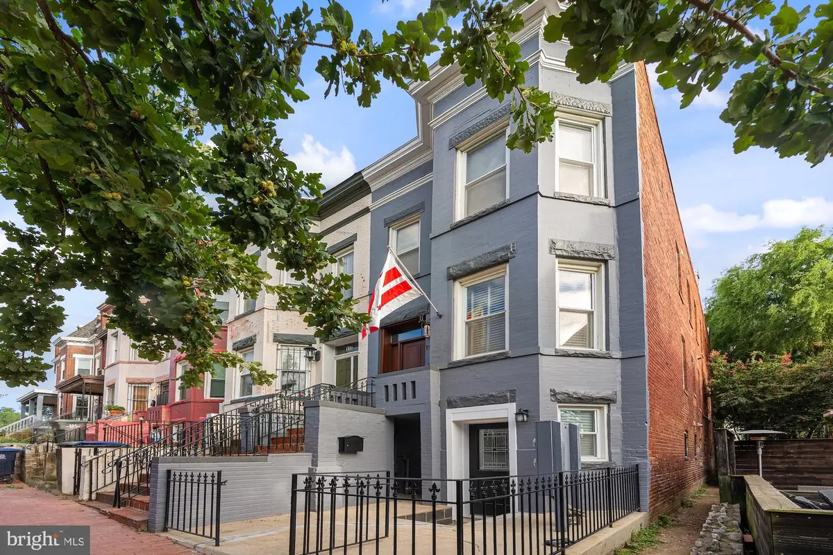 15 Seaton Pl Ne #1, Washington, DC 20002 - Image #1