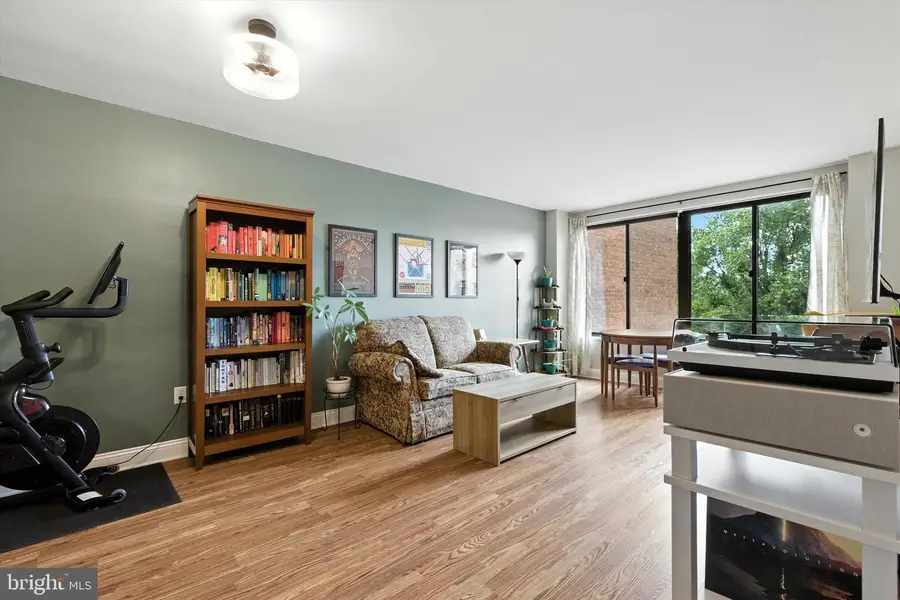 3114 Wisconsin Ave Nw #302, Washington, DC 20016 - Image #2