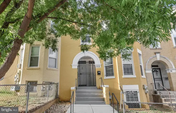 302 V St Ne, WASHINGTON, DC 20002