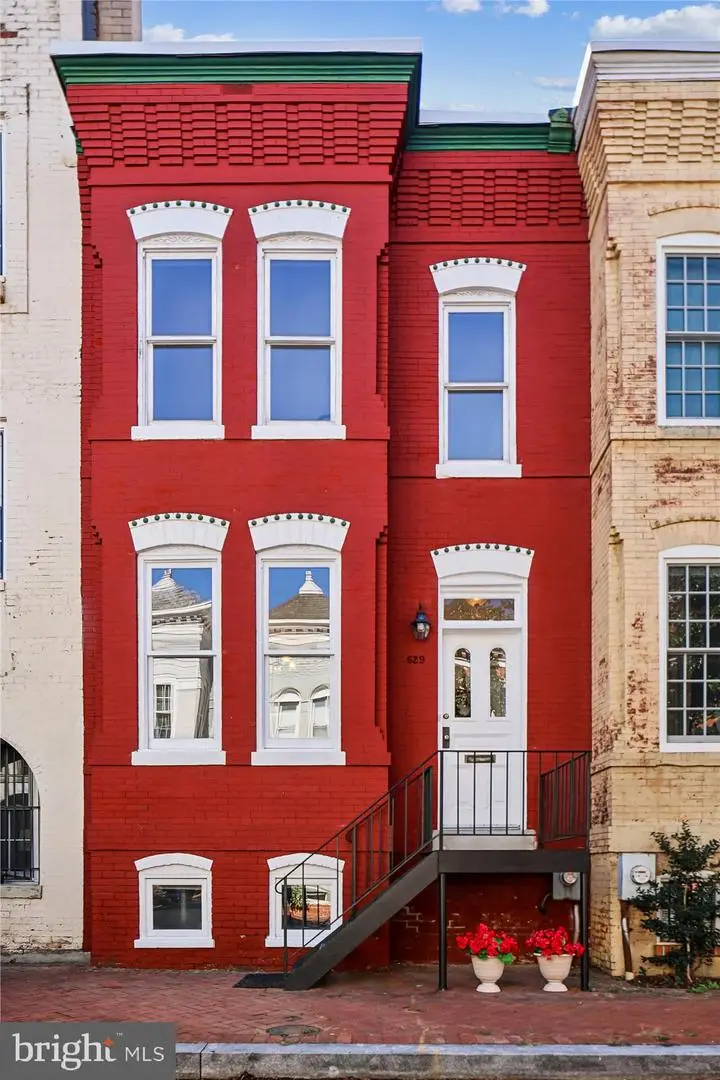629 Acker Pl Ne, Washington, DC 20002 - Image #1
