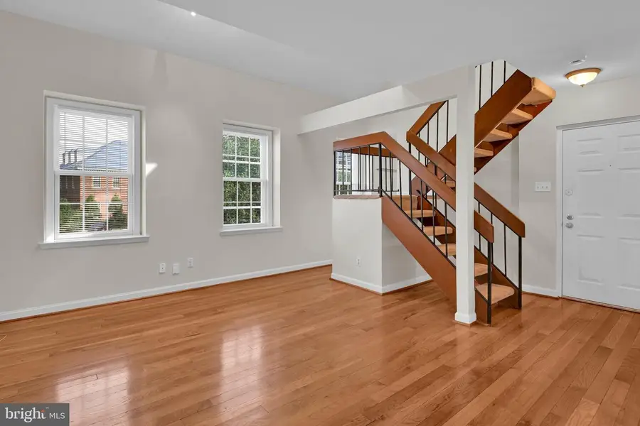 3839 Rodman St Nw #f36, Washington, DC 20016 - Image #2