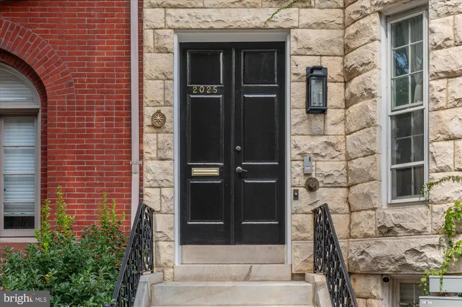 2025 Hillyer Pl Nw #4, Washington, DC 20009 - Image #3