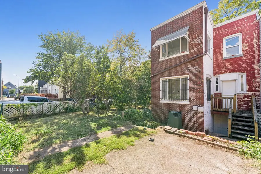 1100 Queen St Ne, Washington, DC 20002 - Image #2