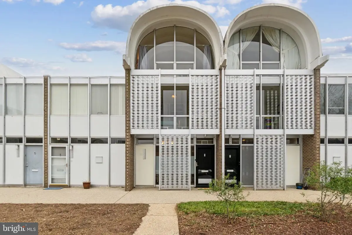 1342 4th St Sw, Washington, DC 20024 - Image #1