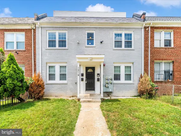 1214 18th Pl Ne, WASHINGTON, DC 20002