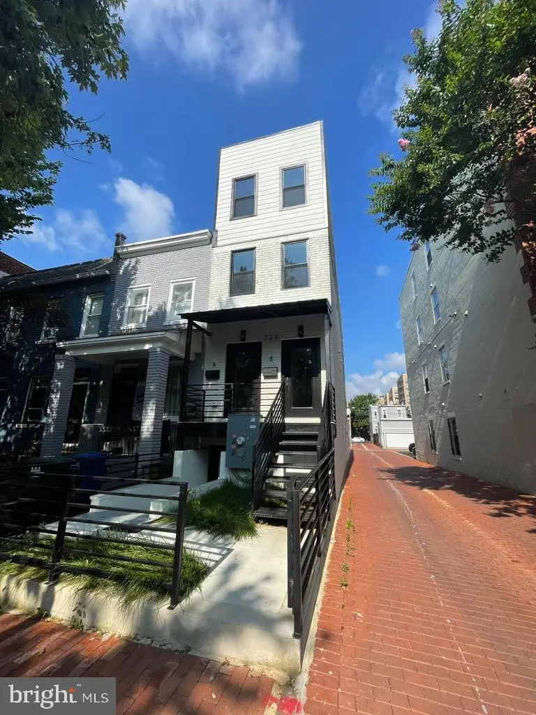 726 11th St Ne, Washington, DC 20002 - Image #1