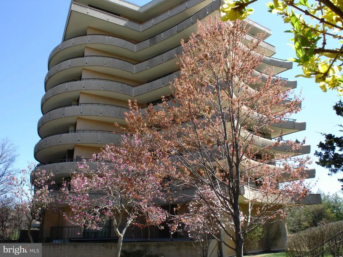 4200 Nw Massachusetts Ave Nw #613, Washington, DC 20016 - Image #1