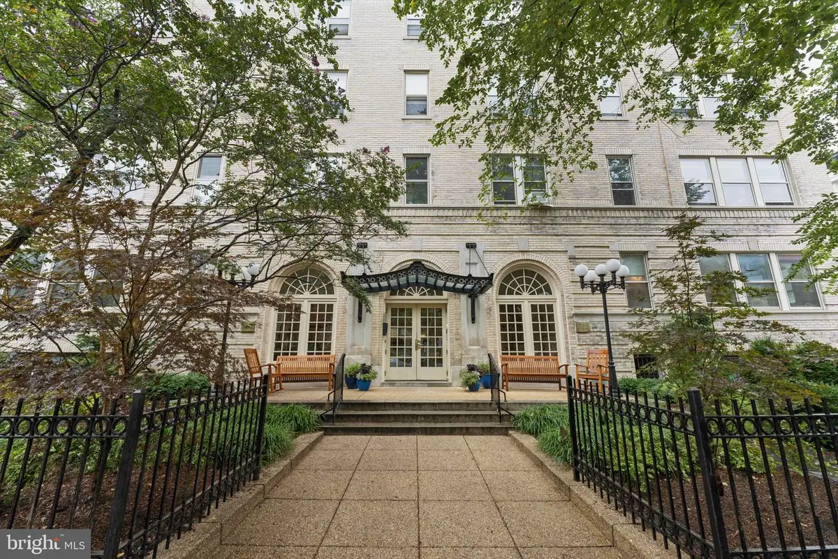 1725 17th St Nw #102, Washington, DC 20009 - Image #1