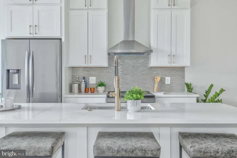 4347 Harrison St Nw #1, Washington, DC 20015 - Image #3