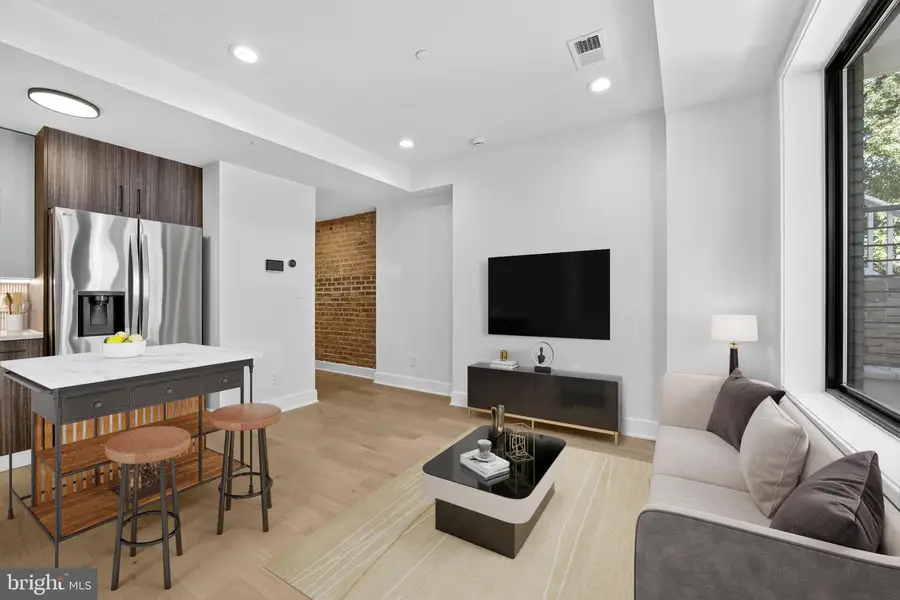 2440 Ontario Rd Nw #4, Washington, DC 20009 - Image #2