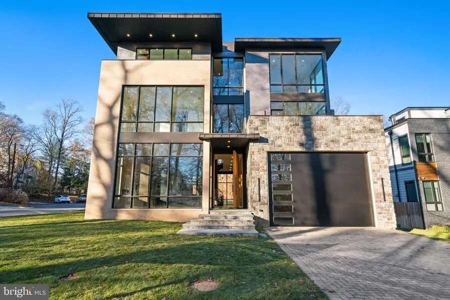 2717 Tennyson St Nw, Washington, DC 20015 - Image #3