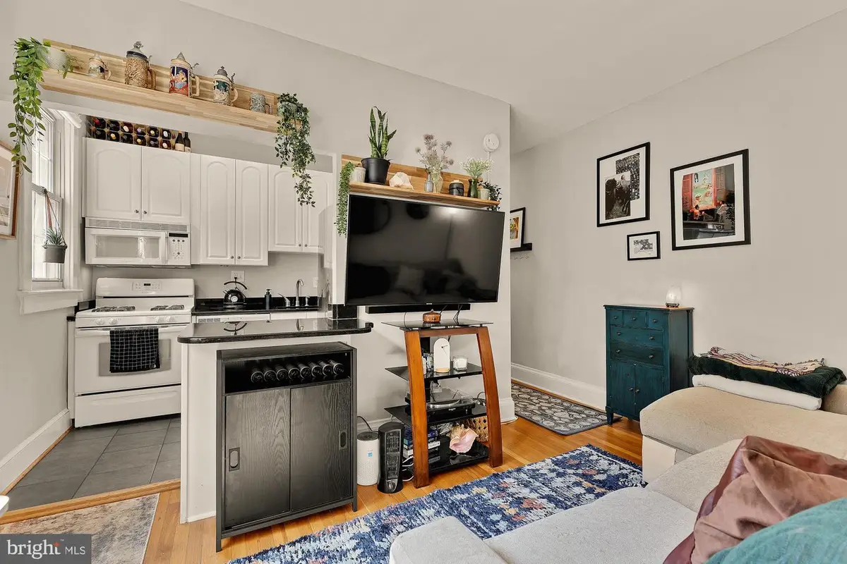 3022 Wisconsin Ave Nw #208, Washington, DC 20016 - Image #1