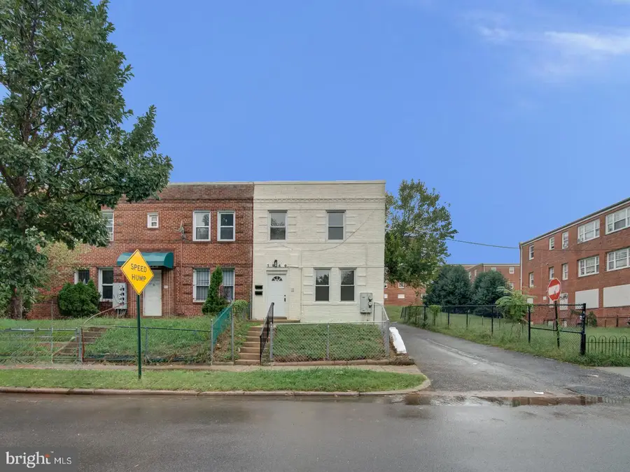 1946 I St Ne, Washington, DC 20002 - Image #2