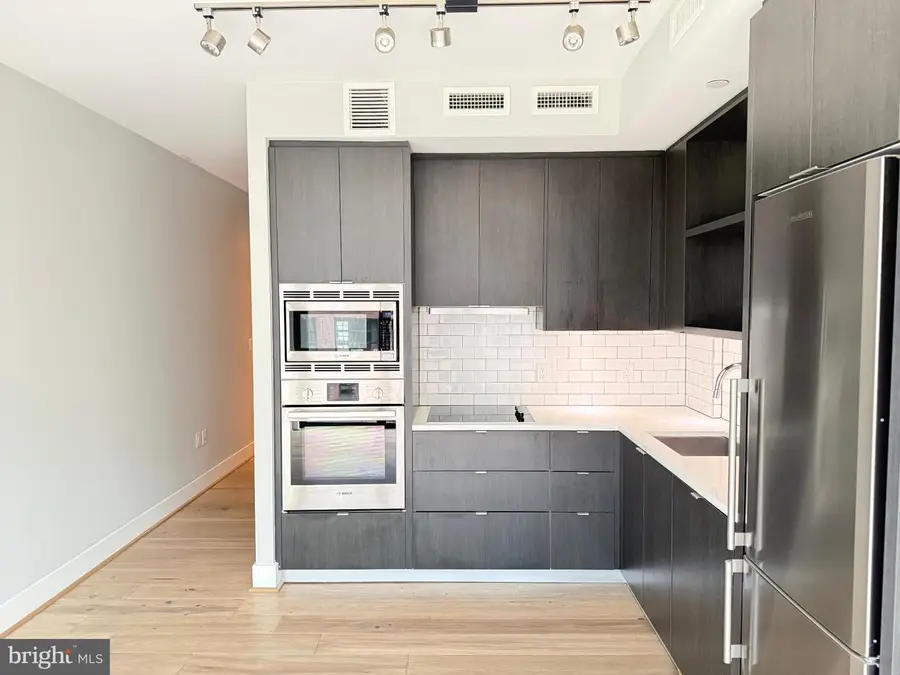 1300 4th St Se #402, Washington, DC 20003 - Image #3