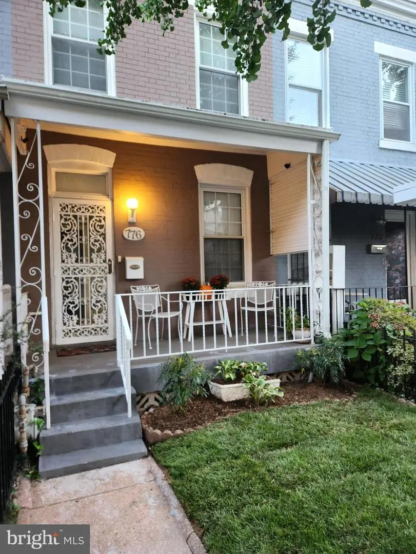 776 Lamont St Nw, Washington, DC 20010 - Image #1