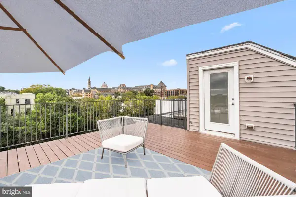 3312 9th Ne, WASHINGTON, DC 20017