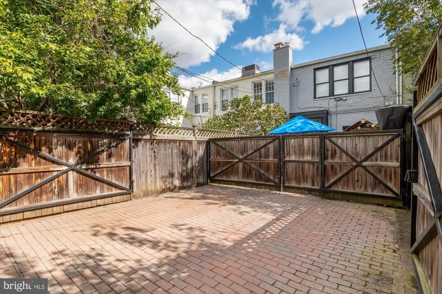 1906 37th St Nw, Washington, DC 20007 - Image #2