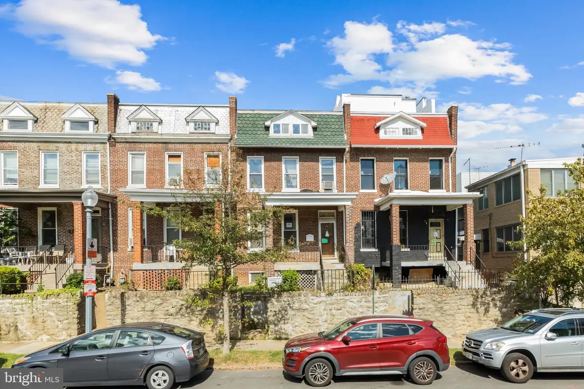 607 Otis Pl Nw, Washington, DC 20010 - Image #1