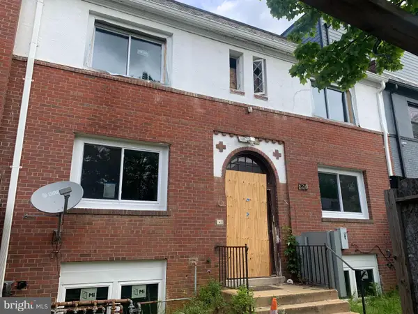 1216 Raum St Ne, WASHINGTON, DC 20002