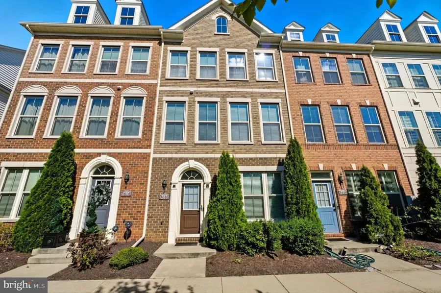 3616 Commodore Joshua Barney Dr Ne, Washington, DC 20018 - Image #2