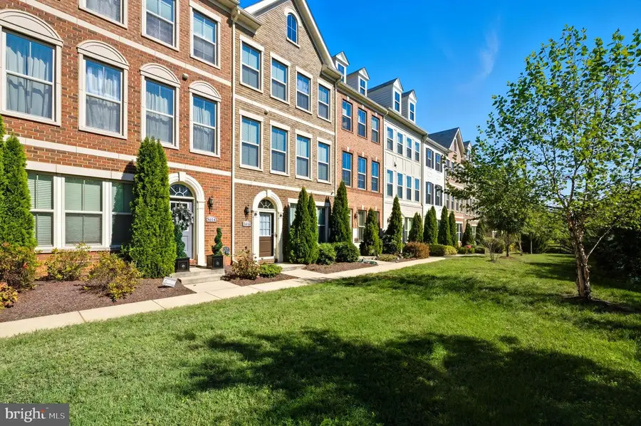 3616 Commodore Joshua Barney Dr Ne, Washington, DC 20018 - Image #3