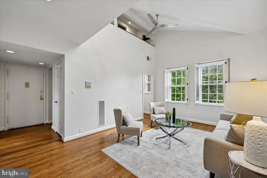 3621 39th St Nw #e323, Washington, DC 20016 - #2