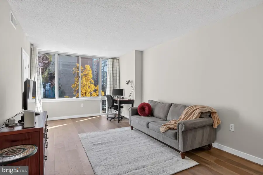 555 Massachusetts Ave Nw #406, Washington, DC 20001 - Image #2