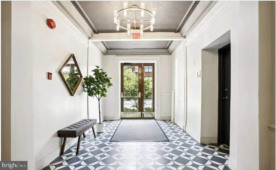 1669 Columbia Rd Nw #304, Washington, DC 20009 - Image #2