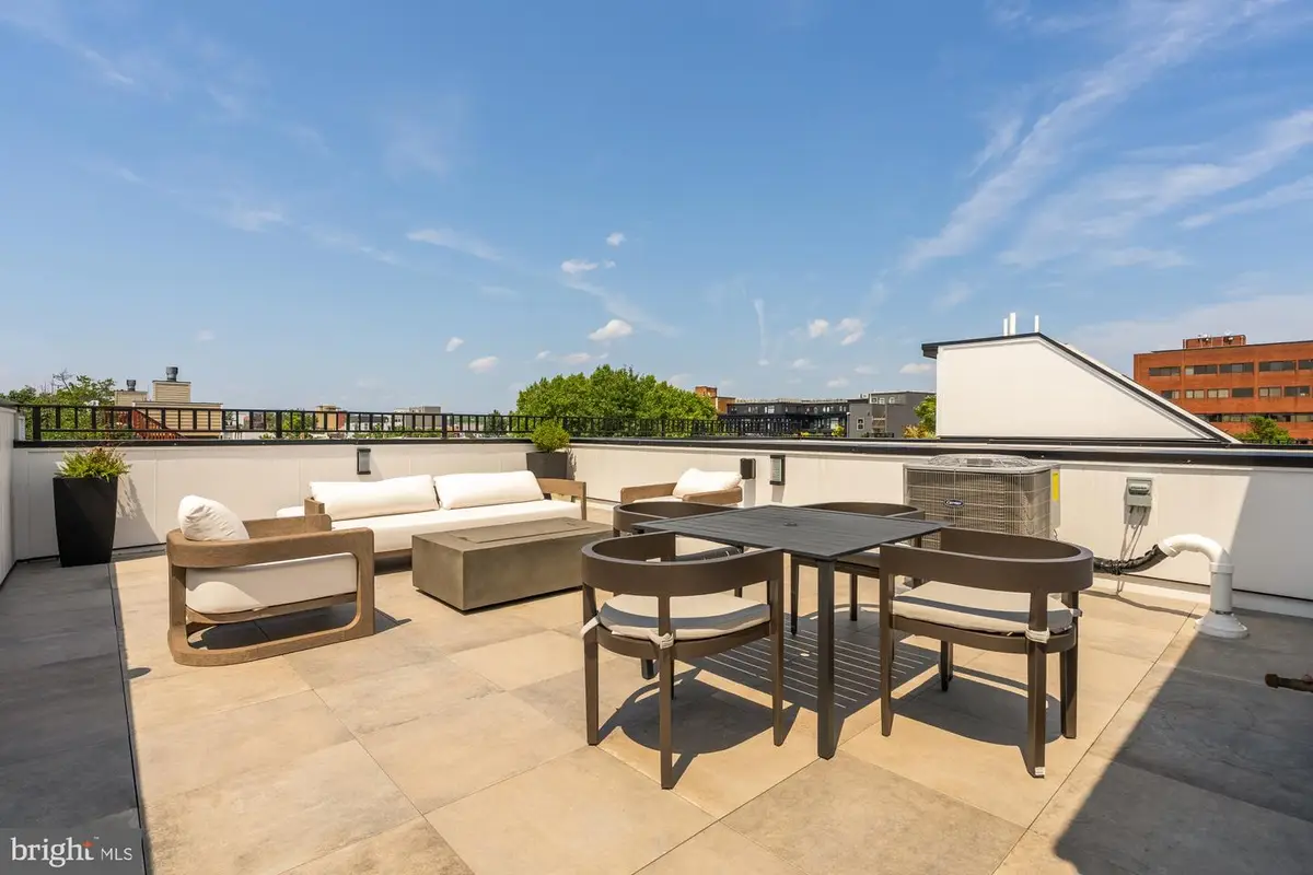 733 Euclid St Nw #303, Washington, DC 20001 - Image #1