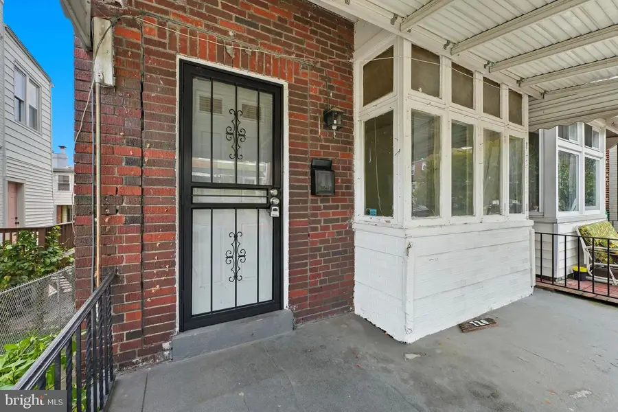 726 Somerset Pl Nw, Washington, DC 20011 - Image #3