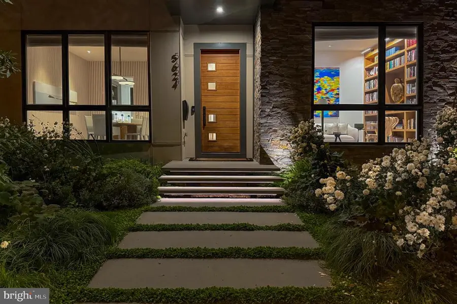 5624 Sherier Pl Nw, Washington, DC 20016 - Image #2