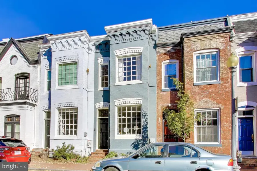 1238 Linden Pl Ne, Washington, DC 20002 - Image #2