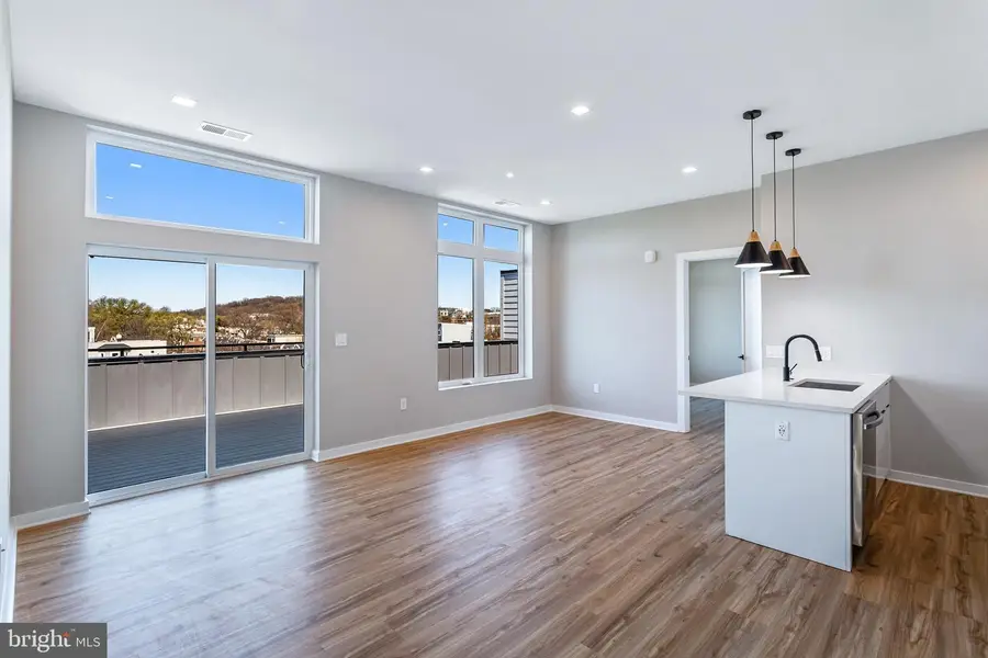 1358 Florida Ave Ne #ph-2, Washington, DC 20002 - Image #2