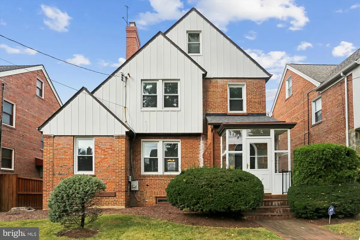 1351 Somerset Pl Nw, Washington, DC 20011 - Image #1