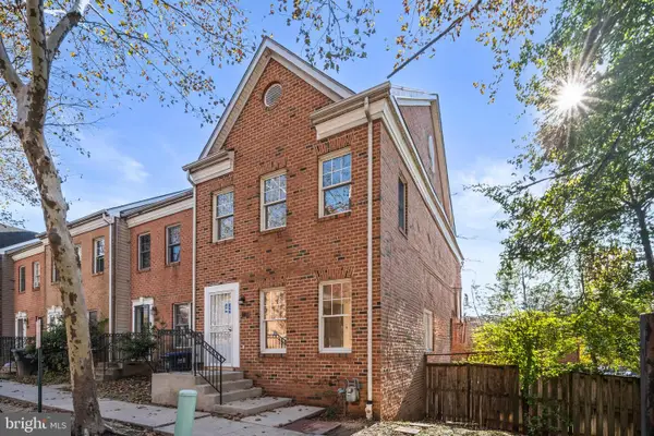 801 Hr Dr Se, WASHINGTON, DC 20032