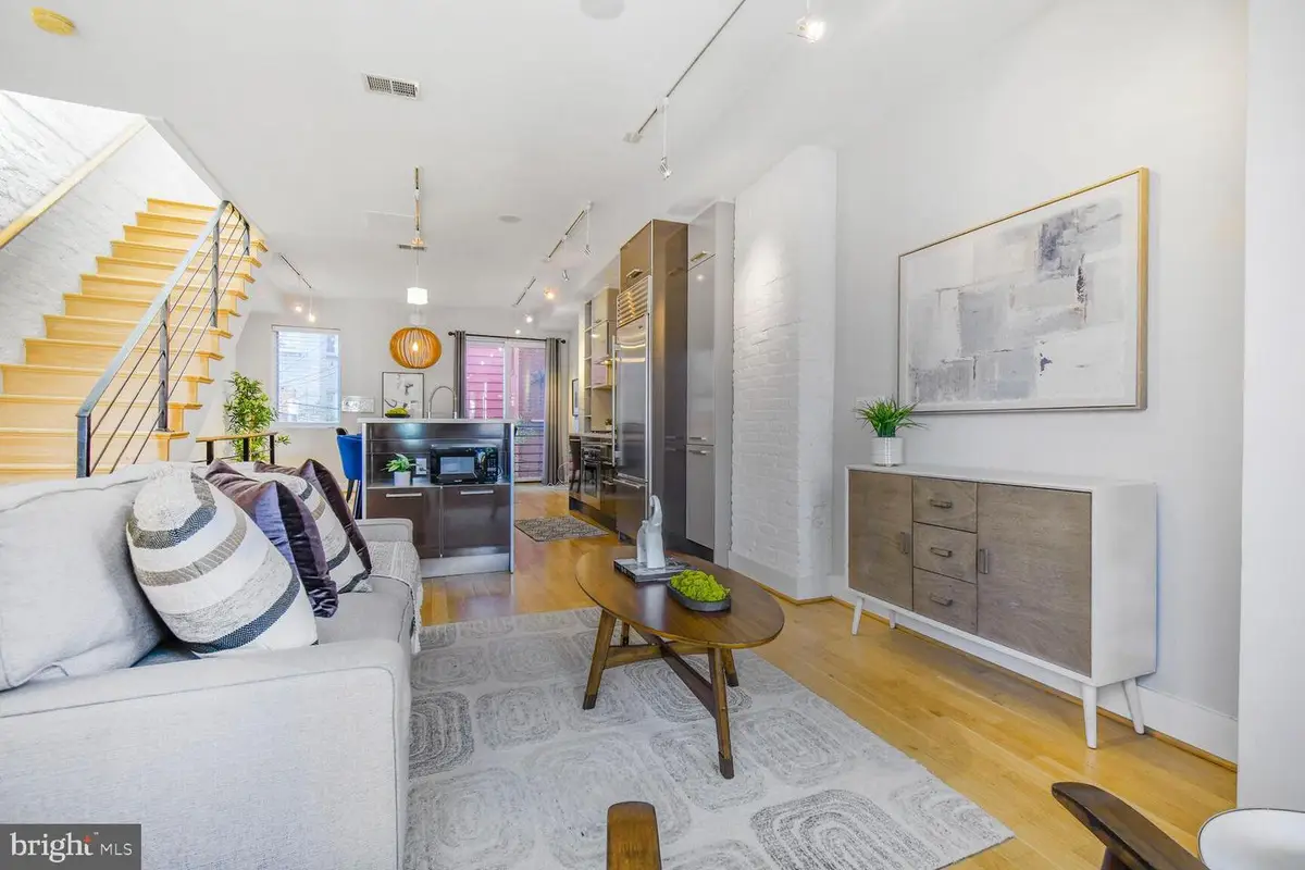 1538 Swann St Nw, Washington, DC 20009 - Image #1