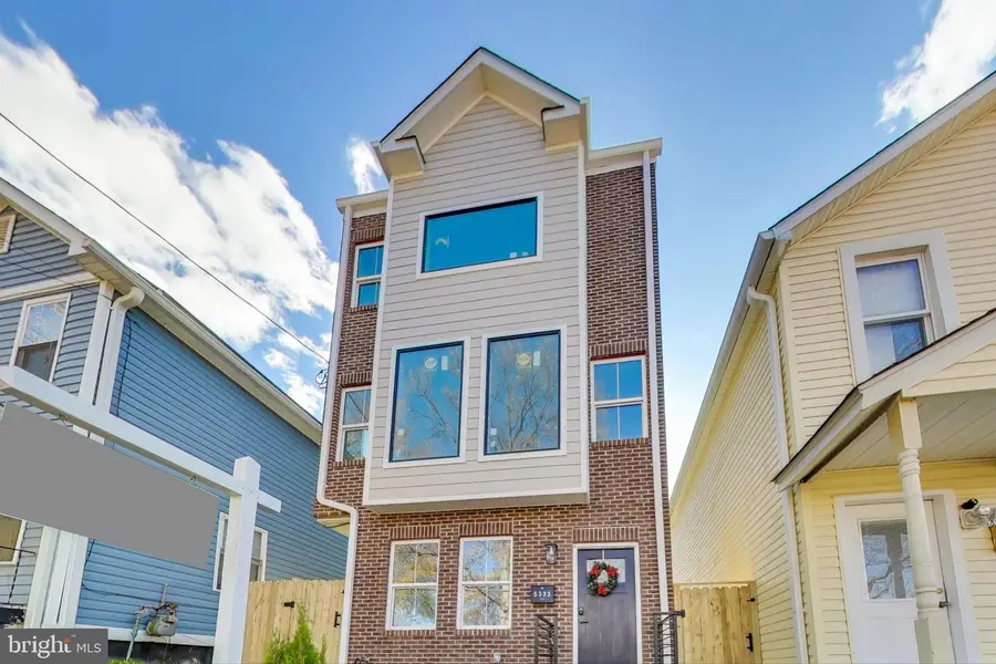 5333 Hayes St Ne, Washington, DC 20019 - Image #2