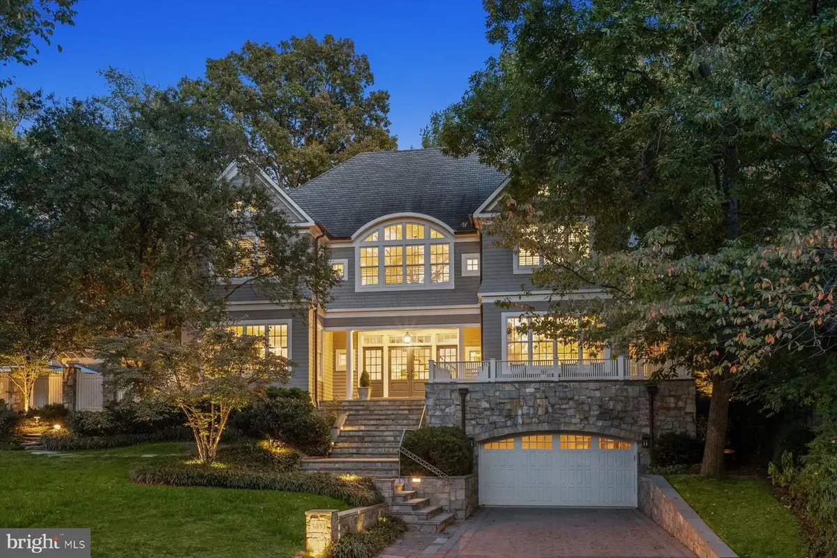 3033 University Ter Nw, Washington, DC 20016 - Image #1