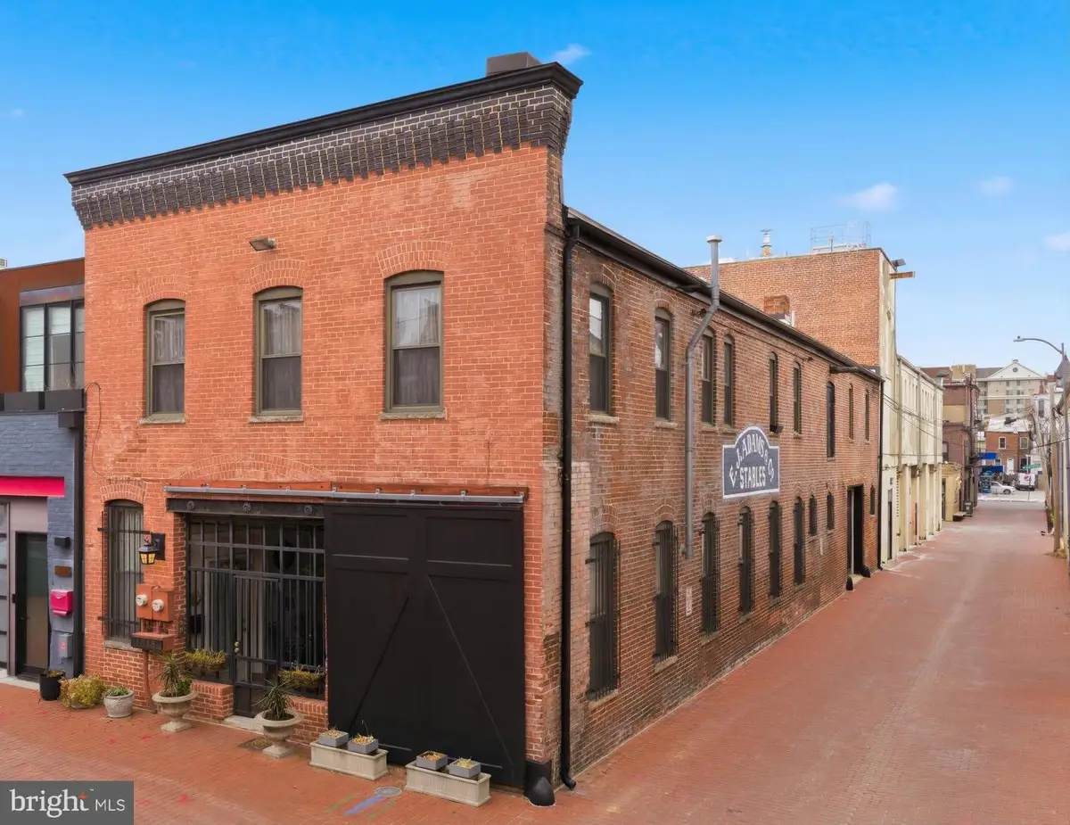 1315 Naylor Ct Nw, Washington, DC 20001 - Image #1