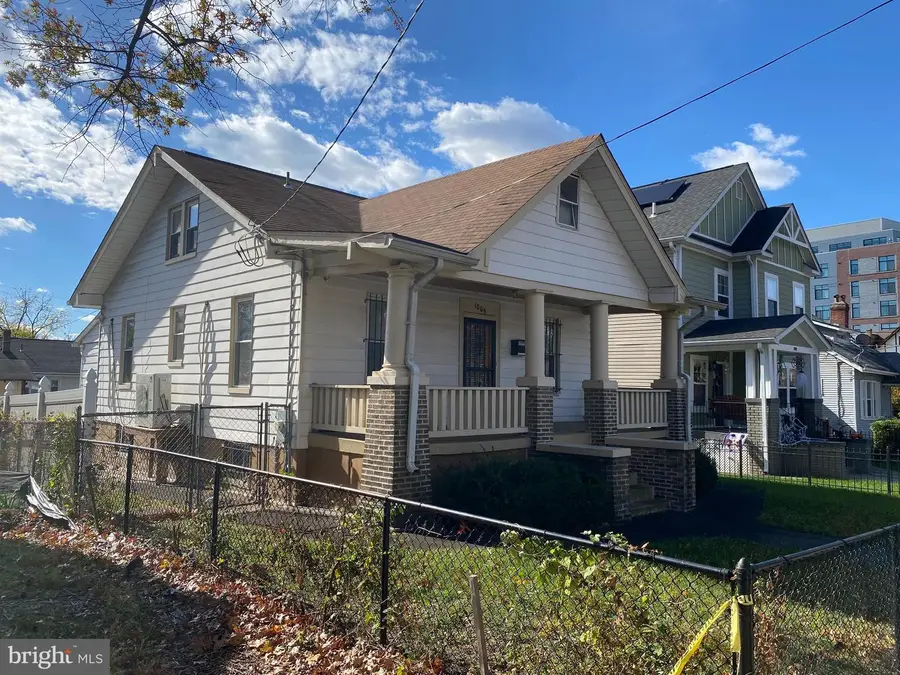 1005 Evarts St Ne, Washington, DC 20018 - Image #2