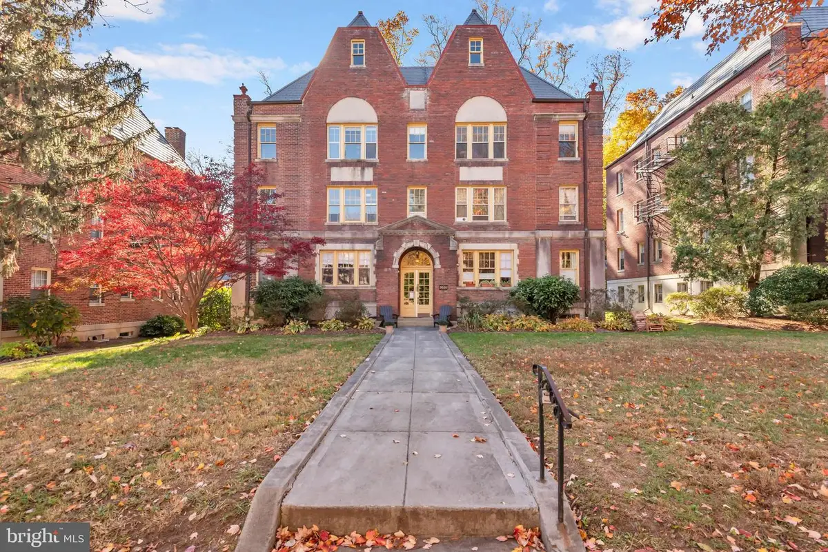 3020 Porter St Nw #103, Washington, DC 20008 - Image #1