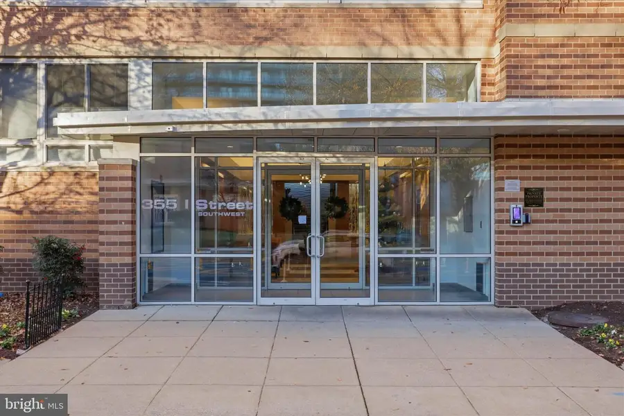 355 I St Sw #311, Washington, DC 20024 - Image #3